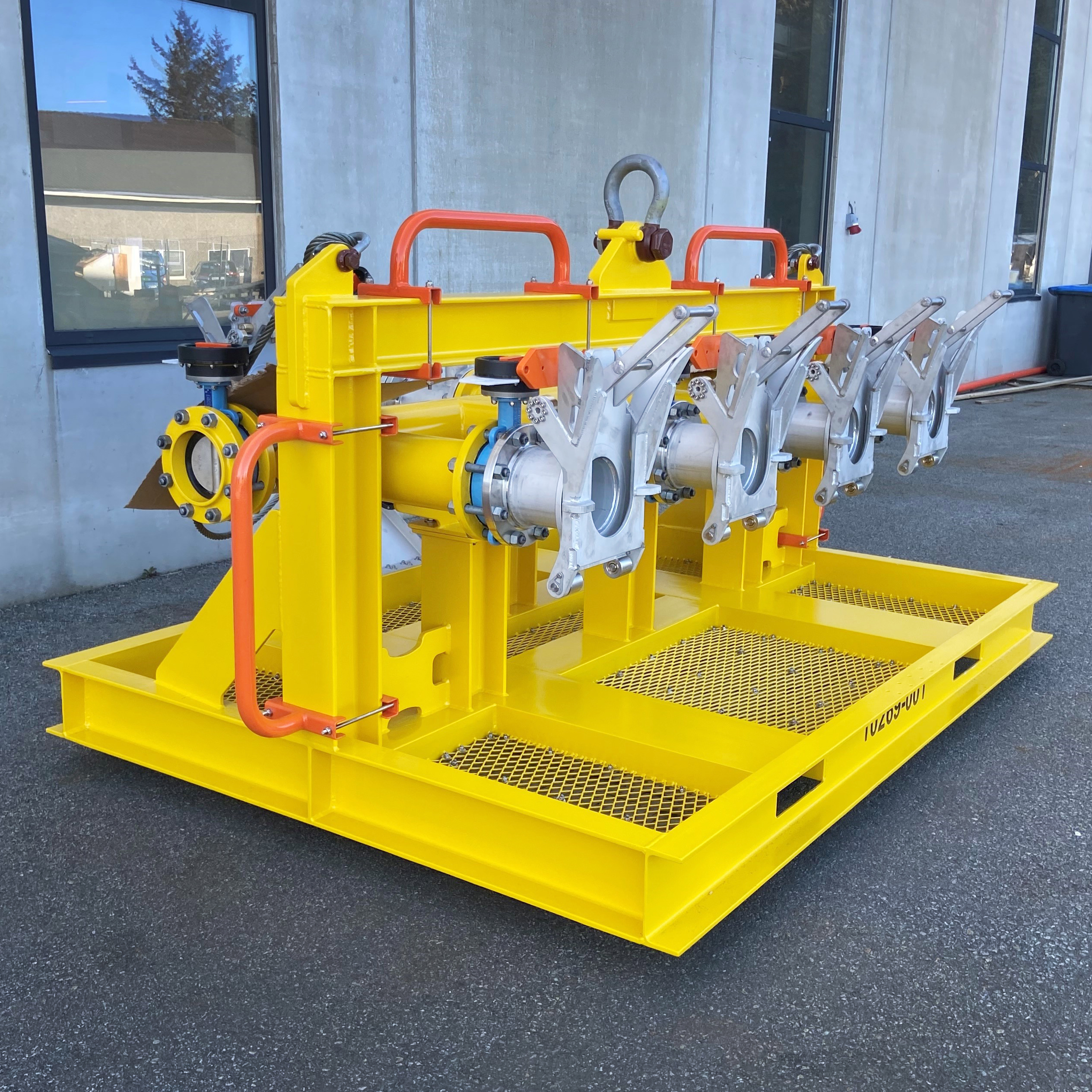 -Subsea manifold